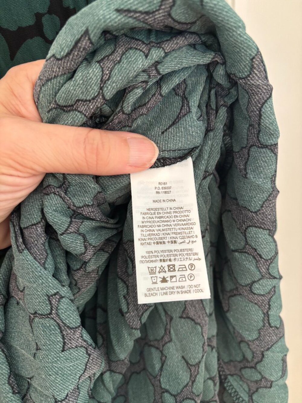 BODEN Green & Black Pleated Crepe Midi Skirt - Brand New - Size 10 - Picture 13 of 13